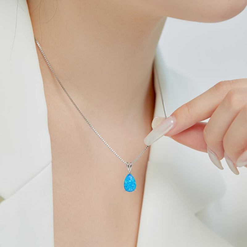 Simple and Sleek Teardrop Opal Necklace

