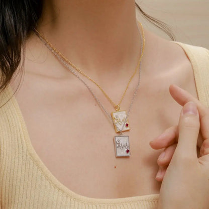 Sterling Silver Mama Pendant with Marbled Inlay

