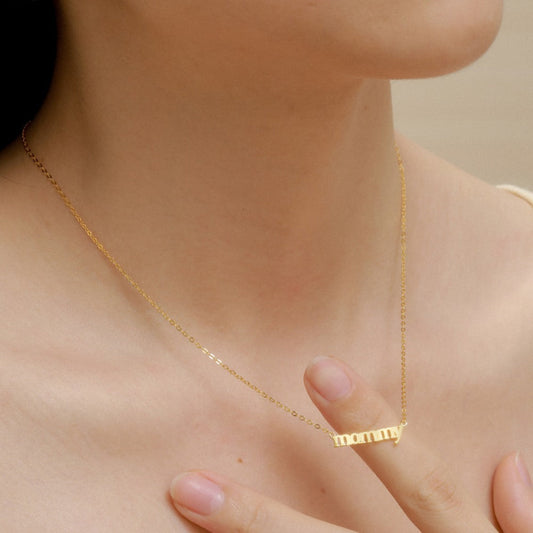 Dainty "Mommy" Pendant Necklace

