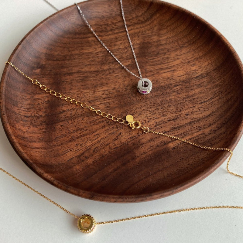 Luminous Gold & Bright Stone Necklace

