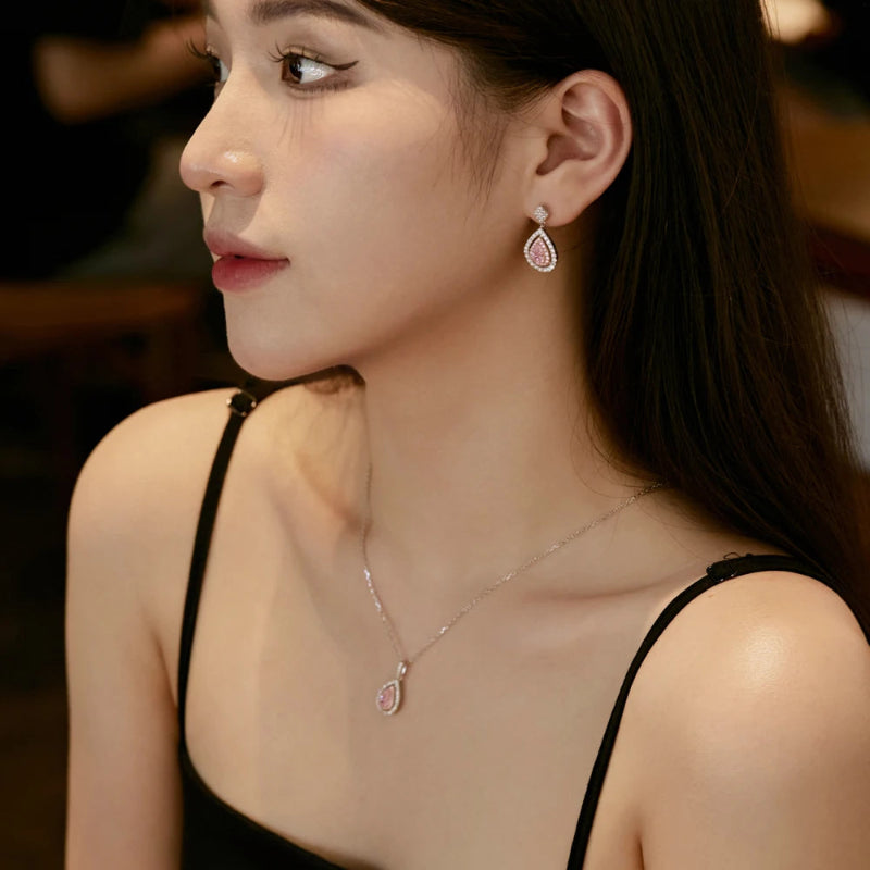 Charming Pink Diamond Waterdrop Necklace