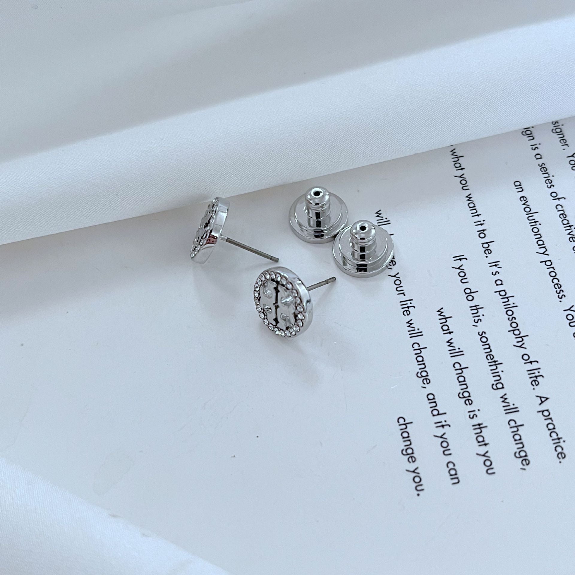 Tory Burch Miller Pave Stud Earrings For Women – JIMMY JEWELLRY