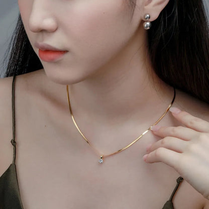Bold Diamond Circle Necklace