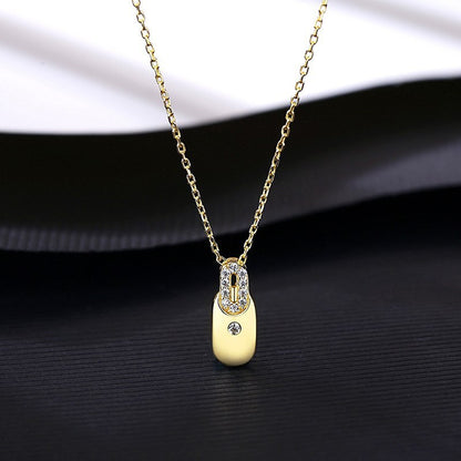 Urban Glamour Pendant Necklace

