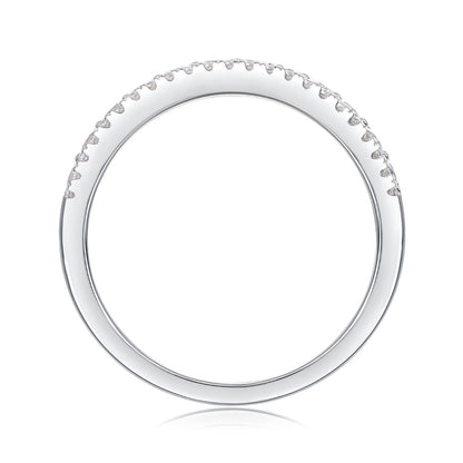 Elegant Three-Tier Moissanite Band


