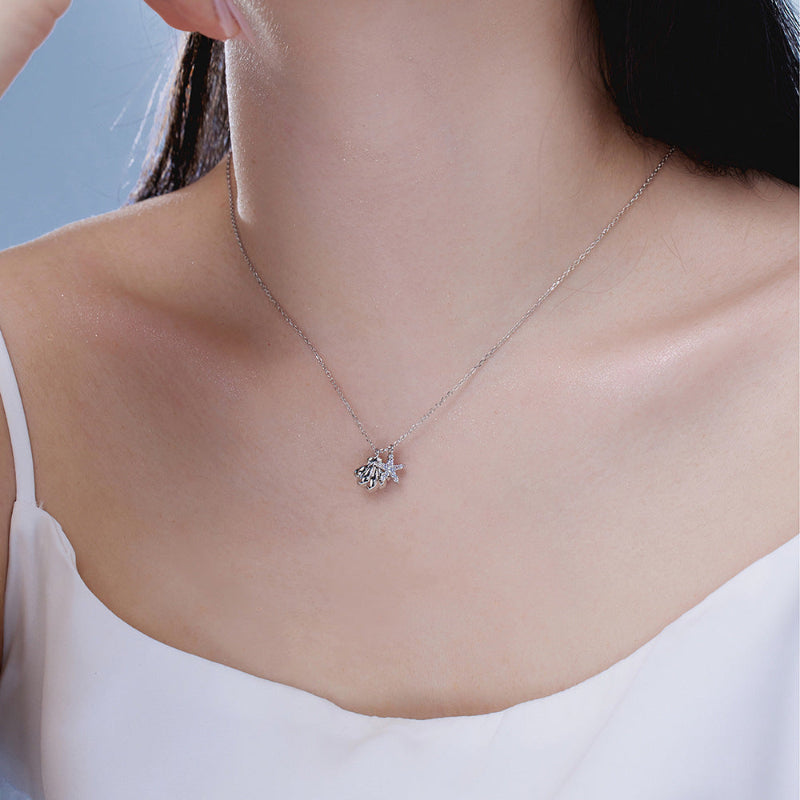 Mermaid Core Charm Necklace

