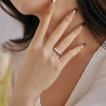 Streamlined Gemstone Band

