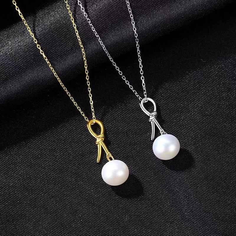 pearl pendant necklace