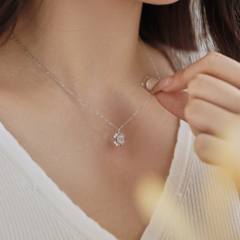Elegant Floral Medallion Necklace

