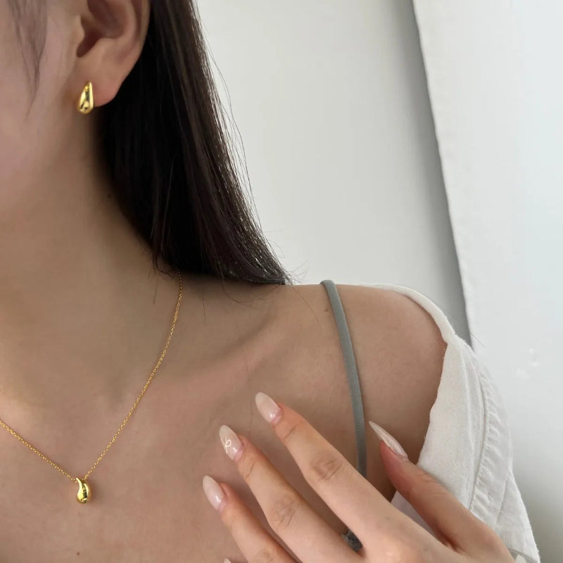 Modern Abstract Teardrop Necklace

