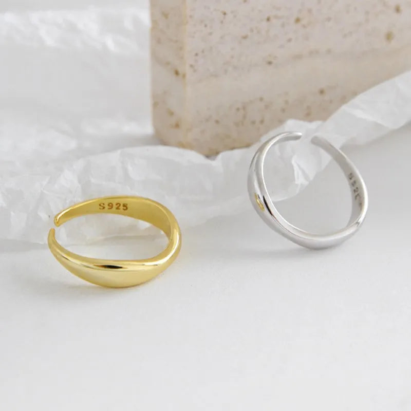 Trendy Wave Ring Accessory