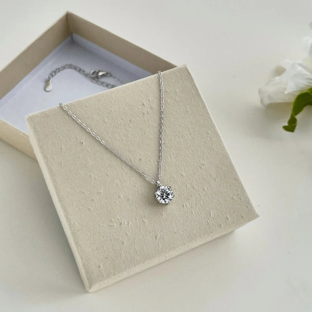 Simple Zirconia Necklace