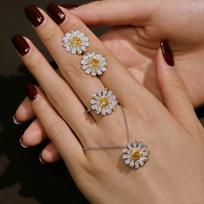 Delicate Cubic Zirconia Chrysanthemum Necklace