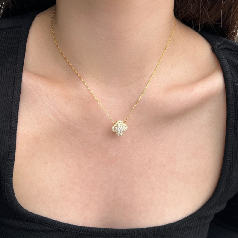 Flower 5A Zirconia Four Leaf Clover Pendant Necklace