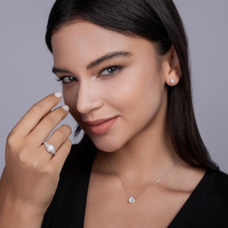 Dazzling Multi-Stone Moissanite Anniversary Ring

