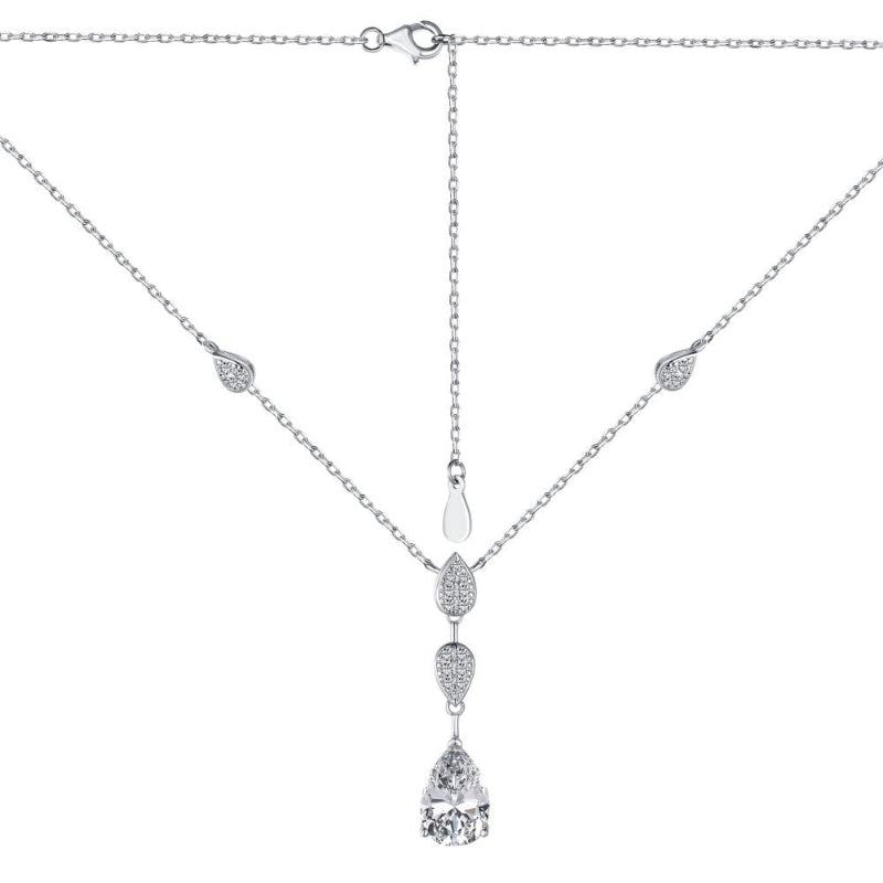 Elegant Women's Necklaces