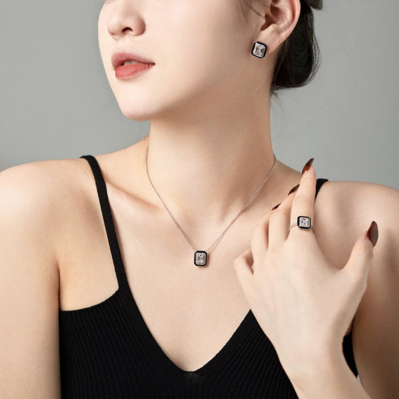 Rhinestone Border Pendant

