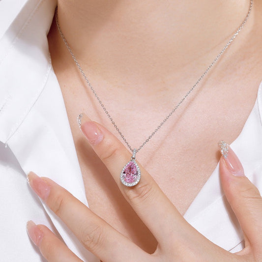 Sparkling Pear Shaped Necklace

