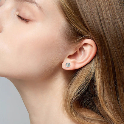 D-VVS1 Moissanite Dainty Studs
