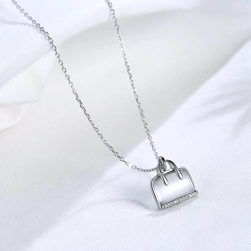 HANDBAG NECKLACE