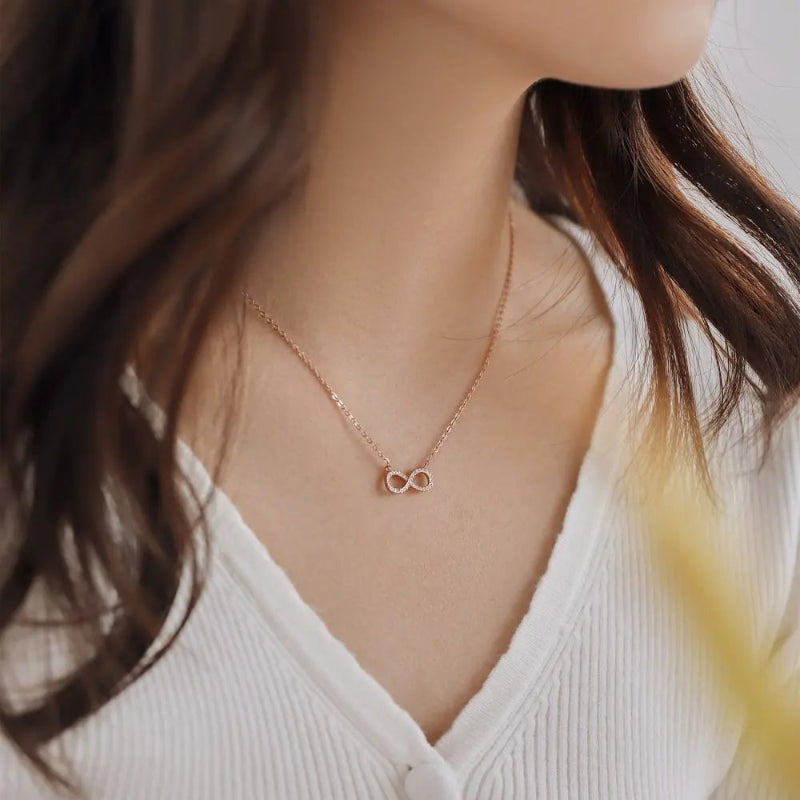 Delicate Infinity Symbol Pendant


