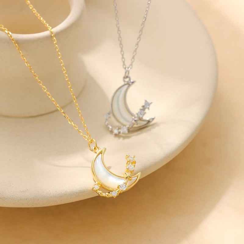 moon&star necklace