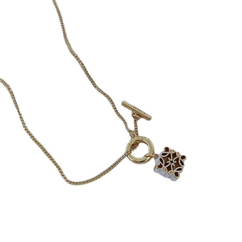 ネックレス・ペンダント Loewe Anagram necklace Anagram 24kt gold-plated sterling silver necklace in gold