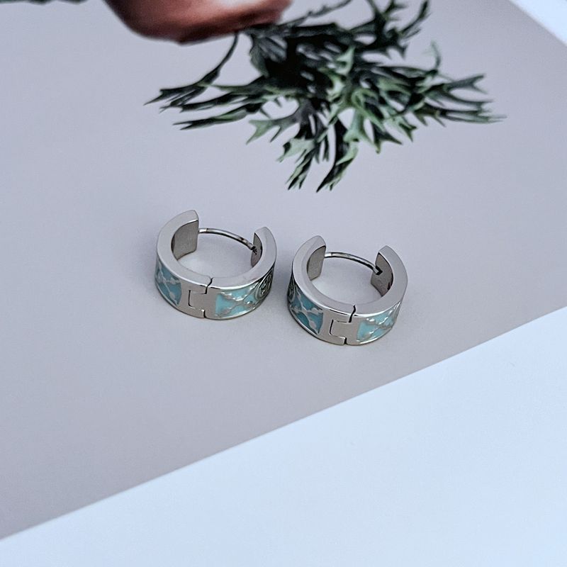 Tory Burch Chic Enamel Dainty Hoops

