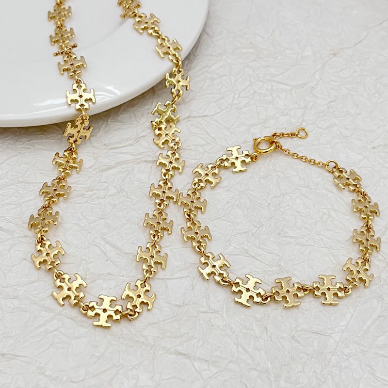 Tory Burch Everyday T-Logo Set

