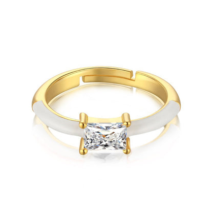 Subtle White Line Gold Ring

