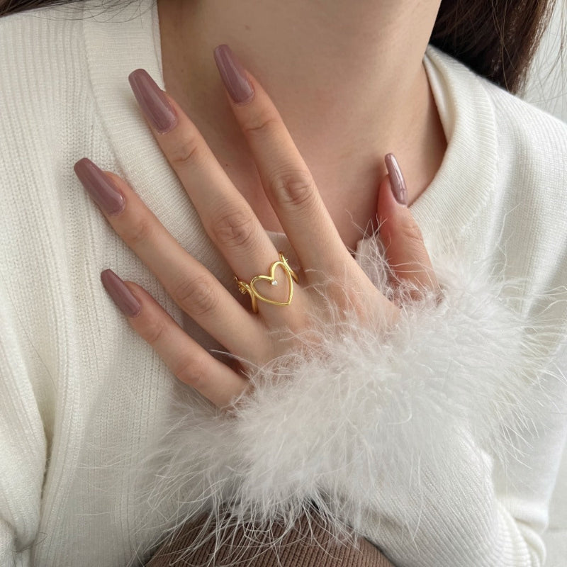 Modern Heart Design Ring

