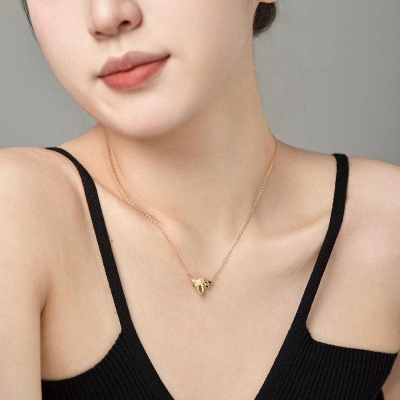 Exquisite Silver Bee with Sparkle

