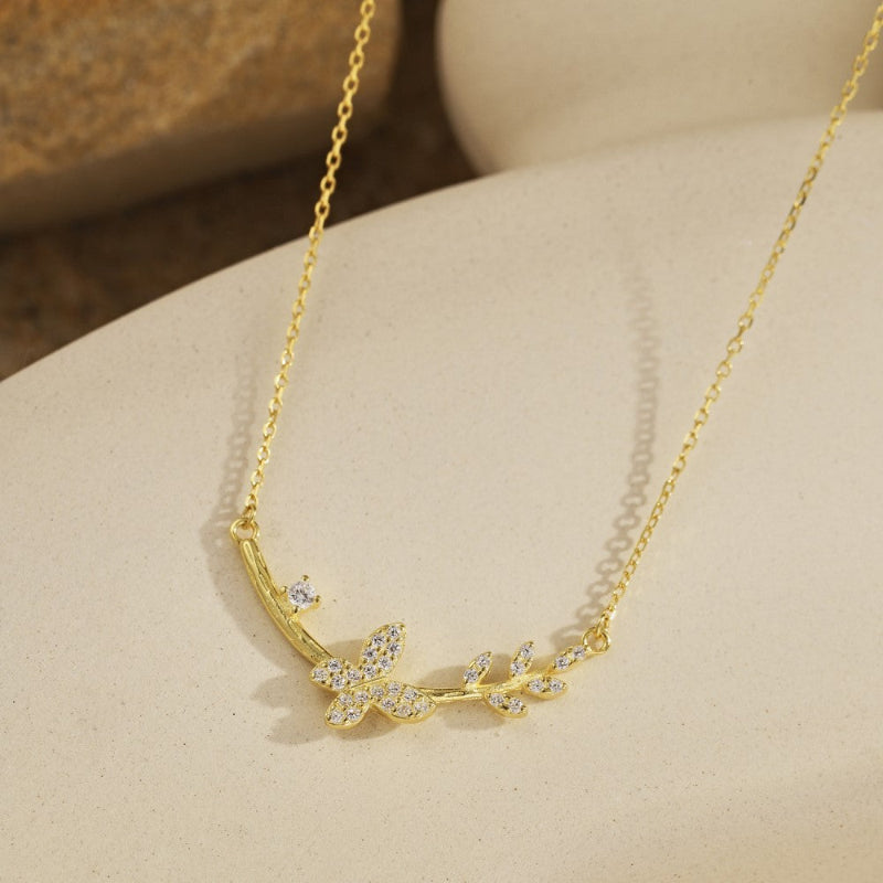Elegant Nature Arc Necklace

