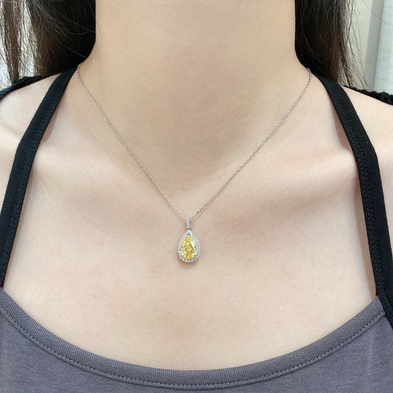 Lemon Quartz Halo Necklace

