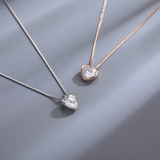 single diamond necklace