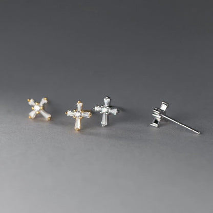 snowflake studs earrings