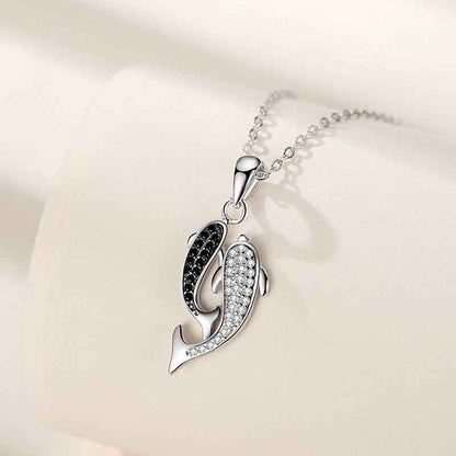 animal pendant necklace