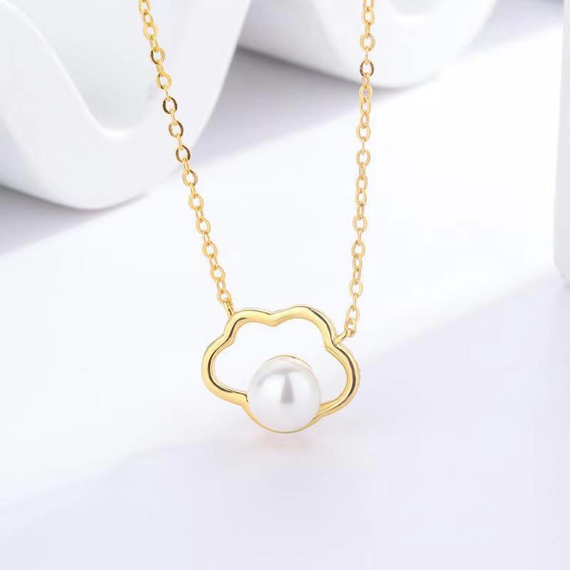 cloud pearl necklace gold