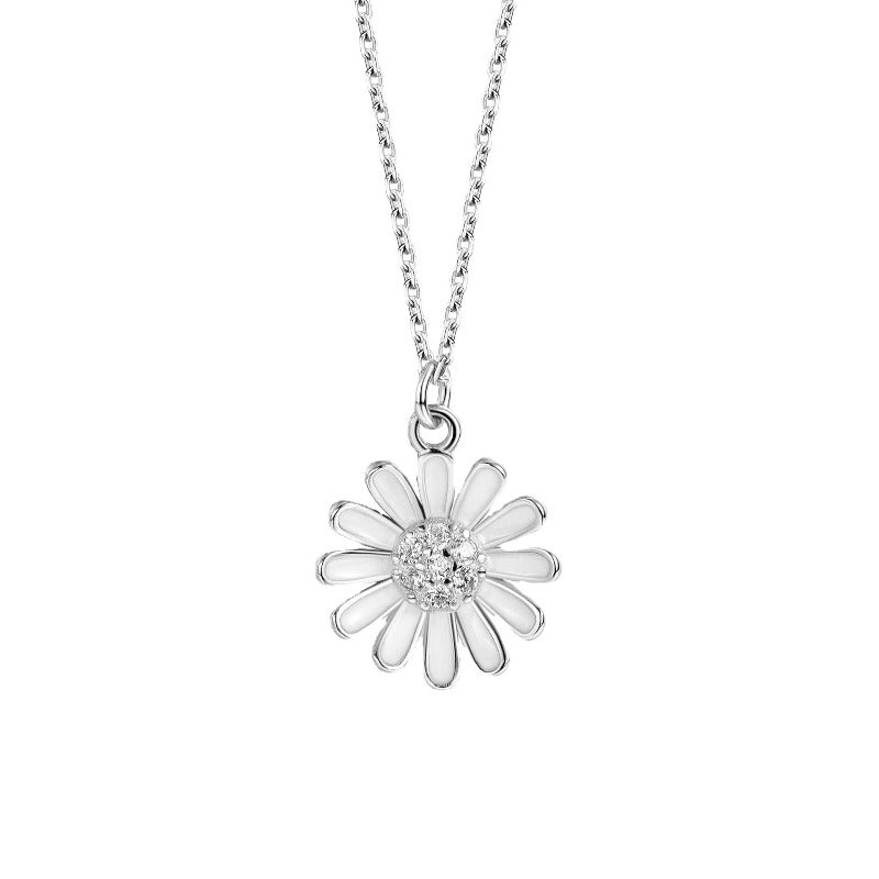 sterling silver daisy necklace
