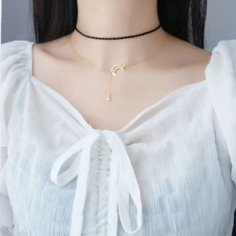 silver fashion necklace