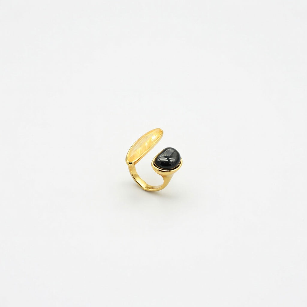 Vintage Irregular Crystal Open Natural Black Agate Ring