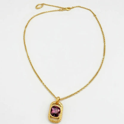Oscar de la Renta Hammered-Texture Faceted Square Pendant Necklace | Gold Plated | 50cm