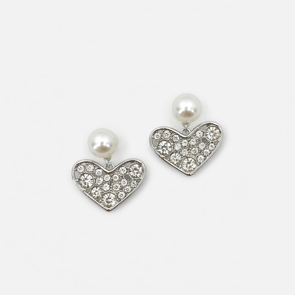 Miu Miu Classic Heart-Shaped Pearl Stud Earrings | White Gold