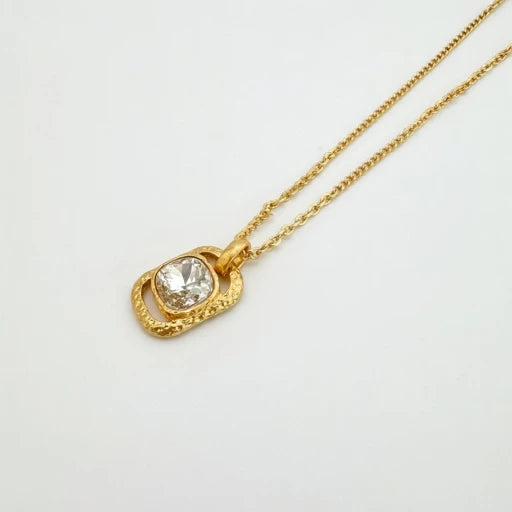 Oscar de la Renta Hammered-Texture Faceted Square Pendant Necklace | Gold Plated | 50cm