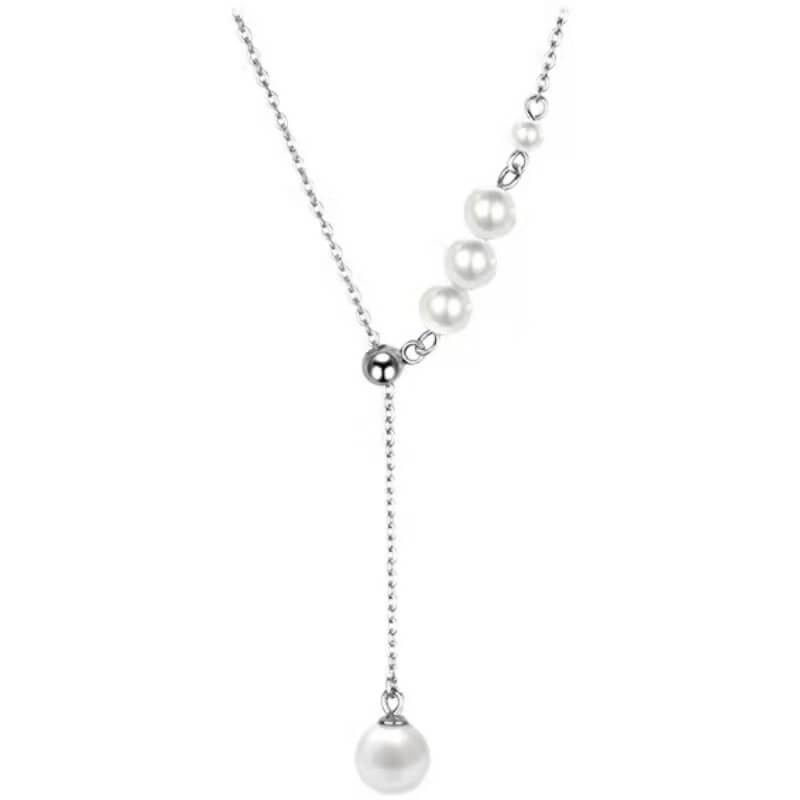 pearl y necklace