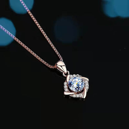 round diamond pendant