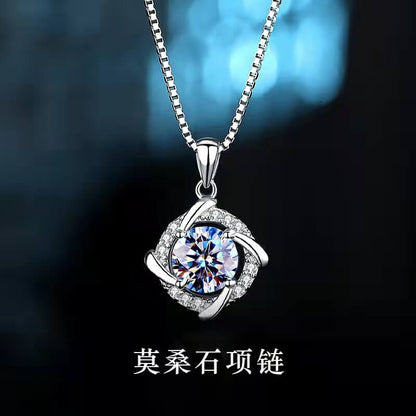 white gold diamond pendant