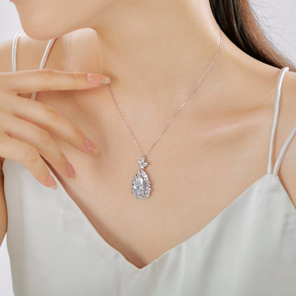 pear?shaped?diamond?pendant?necklace