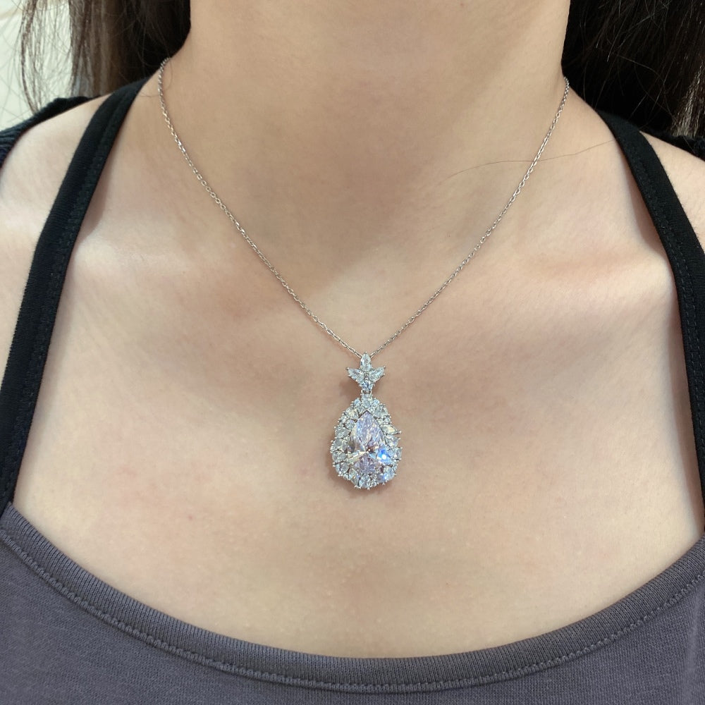 pear diamond pendant necklace for women