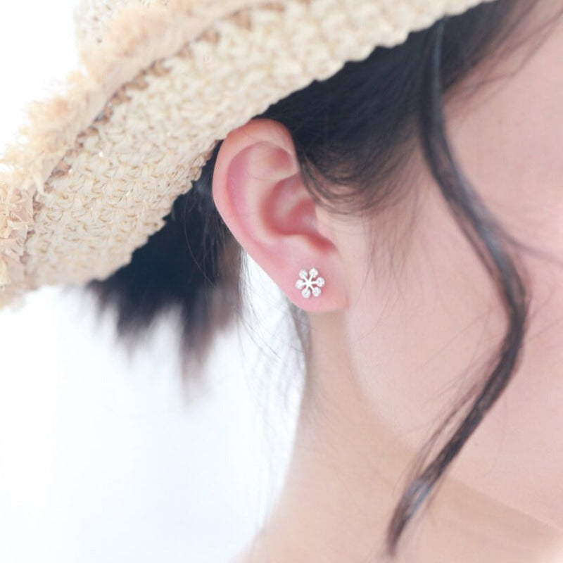 diamond flower earring for girls